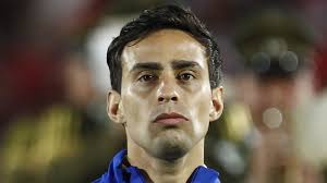 La furia de jorge valdivia por la controvertida mano no cobrada en la derrota de chile. Brasil2014 Jorge Valdivia Prefiero Que Pele No Hable De Chile Deporte Total Usa