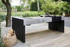 Complete the look with an outdoor fireplace, and you have a warm and welcoming outdoor kitchen and lounge space you will not want to leave. 66 Modern Outdoor Kitchen Ideas And Designs Interiorzine