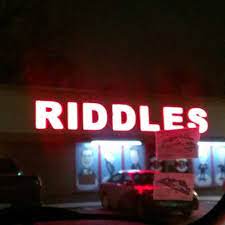 Work at riddles comedy club? Riddles Comedy Club 7 Tips