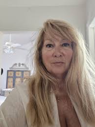 The story behind the Dog & Butterfly Ebook. Special edition  #DogandButterfly e-book featuring a read-along by Ann Wilson, an acoustic  version of the song and a behind-the-book recording—all available now at  only