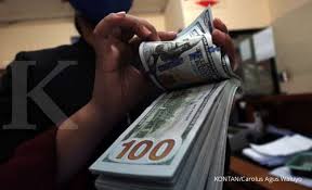 Baik dari dollar ke rupiah atau sebaliknya, serta nilai tukar rupiah terhadap mata uang asing lainnya. Kurs Dollar Rupiah Di Bca Hari Ini Selasa 10 Agustus 2021 Cek Sebelum Tukar Valas
