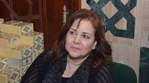 وقالت الفنانة دنيا سمير غانم، عبر حسابها الرسمي على انستجرام، ربنا يرحمك ويسعدك يا بابي يا حبيبي ويشفيكي يا مامي يا. Ø¹Ø§Ø¬Ù„ ØªØ·ÙˆØ± Ø¬Ø¯ÙŠØ¯ ÙÙŠ Ø§Ù„Ø­Ø§Ù„Ø© Ø§Ù„ØµØ­ÙŠØ© Ù„Ù€ Ø¯Ù„Ø§Ù„ Ø¹Ø¨Ø¯Ø§Ù„Ø¹Ø²ÙŠØ² Ø¨Ø¹Ø¯ ÙˆÙØ§Ø© Ø³Ù…ÙŠØ± ØºØ§Ù†Ù… Ù…ØµØ± Ø§Ù„ÙˆØ·Ù†