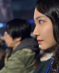 Sandy 珊迪- 今日是老兵x性感康妮教官x少女們現在在甲甲屋～又要吃東西啦～～