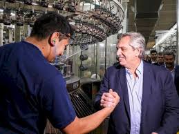 La farmacéutica argentina fue fundada en el año 1935 está integrada por un. Alberto Visita Un Laboratorio En Pilar Que Invertira 80 Millones De Dolares En El Pais Diario Hoy En La Noticia