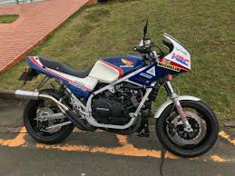 pin by james stahls on honda rvf vfr vf rvt vtr motorcycle racers motorcycle bike