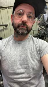 I'm weird lookin'. I know…. Go ahead and roast me… I can take it :)