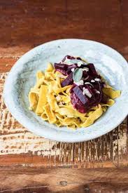 Zweierlei Selbstgemachte Nudeln Mit Dem Pastamaker Glutenfrei Und Vegan Rezept Pastamaker Selbstgemachte Nudeln Vegane Nudeln