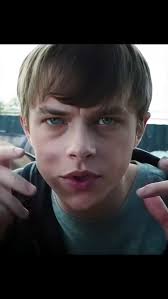 "Chronicle" starred relative newcomers Dane DeHaan, Michael B. Jordan, and  Alex Russell, who lived with each other before filming in order to build a  genuine friendship connection. , With a budget of ...