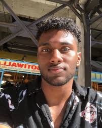 Hi, I am looking for a subleasee for the 2025-2026 academic year. It's a  one bedroom, one bathroom apartment that is open to either a male or female  student who is looking