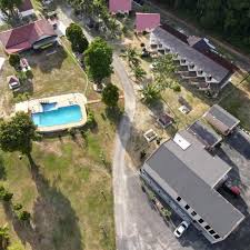 Pantai pasir lanun, which means pirate sands beach in english, is the old name of pantai penyabong. Teluk Penyabung Resort Home Facebook
