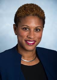 Gabrielle Cummings's Instagram, Twitter & Facebook