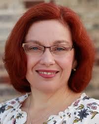 Kristin Lampe's Instagram, Twitter & Facebook