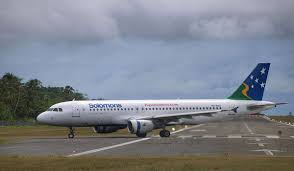 Sedikitnya 400 jadwal penerbangan domestik dan internasional di bandar. Pemerintah Solomon Berencana Buka Penerbangan Langsung Dari Cina Suara Papua