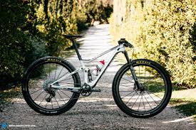 Nueva scott spark rc 2022, todo lo que necesitas saber. Bike Check Nino Schurter S Scott Spark Rc 900 World Cup Enduro Mountainbike Magazine