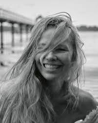 Donna Trawick's Instagram, Twitter & Facebook