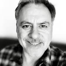 Hi! My family is planning a trip to Banff in June. I was wondering if we  could do Lake Louise, Moraine lake and Banff Gondola in one day? Thanks! 😊