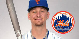 Jett Williams's Instagram, Twitter & Facebook