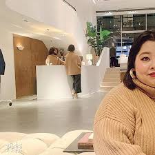 渡邊直美紐約撞衫- 20200113 - SHOWBIZ - 明報Our Lifestyle