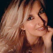 Gina Hostetler's Instagram, Twitter & Facebook