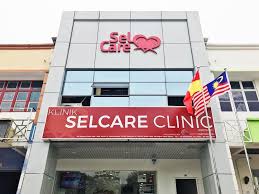 2300 sf, 5 room 3 bath, fully tile at living & dining, laminated wood floor at room and family hall. Selcare Clinic Seksyen 13 Shah Alam Selangor Primary Care Medical Doctor