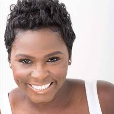 Comedian Onika Mclean performing Live@ Black Mystiq Beauty Bar& Comedy  2/24/24 Comedy In Harlem 4pm-6:30pm Hosted by Ms. Jones Beauty & Laughter  #blackmystiq#Beautybar#onikamclean#msjones#ciarasmith#corinnesfashionworld