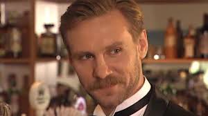 О причинах смерти пока ничего не сообщается. Gs62i8p4e4khxm