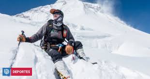 His efforts centered on driving the sport, culture and mountaineering tourism in the country by climbing chile's highest summits, and building 16 mountain refuges to international standards. Starker Wind Und Extreme Kalte Um Die Suche Nach Juan Pablo Mohr Auszusetzen Sport Nach Welt