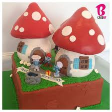 Epingle Par Martina S Gourmet Cookies And Sur Smurf Birthday Anniversaire Schtroumpf Deco Gateau Anniversaire