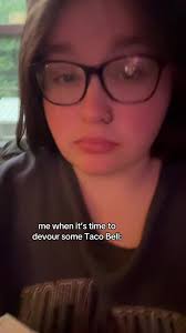 Me Genuinnly Tweakinf Cos This Is My 5th Burrito