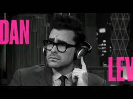 Grade snl with dan levy below, then hit the comments to tell us your favorite part of saturday's episode! Saturday Night Live Shares Look At Dan Levy At Snl Table Read