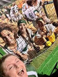 Kailey Knight (@kaileyknight15)