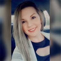 Kendra Frank's Instagram, Twitter & Facebook