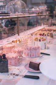 Christmas At Peggy Porschen Cake Shop Design Dessert Shop Cake Shop