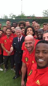They usually only measure the response to actions you have taken that correspond to a request for services, such as setting your privacy preferences, signing in or filling out forms. Michy Batshuayi On Twitter Petit Selfie Avec Le Roi Philippe De Belgique Oklm Belreddevils