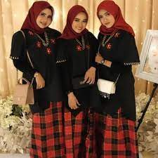 Chat buat pilihan warna dan sisa barang baru. Harga Baju Bodo Terbaik Kostum Pakaian Wanita Juni 2021 Shopee Indonesia