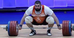Lasha talakhadze has already broke some serious records this year. Lasha Talakhadze Earns A Pair Of World Records With 489lb Snatch And 1069lb Total Fitness Volt