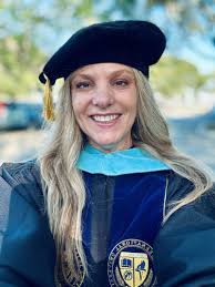 🎓 it's Official 🎓