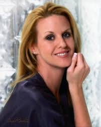 Trisha Collier's Instagram, Twitter & Facebook