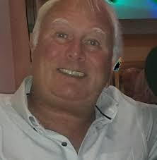 Ladies & Gentleman, at this time Rockin' Roger's Neighborhood would like to  dedicate this song in memory of a dear member of the group, fly high Mrs.  Karen McKinney your smiling face