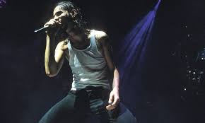 Gahan is his stepfather's surname. Dave Gahan Hilfeschrei Am 17 8 1995 Endet In Der Klinik