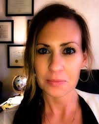 Cheryl Loomis's Instagram, Twitter & Facebook