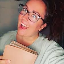 Stephanie Stromer's Instagram, Twitter & Facebook