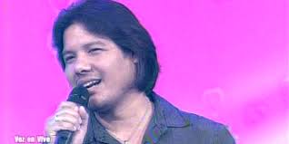 Cantante Tony Cam nos deleitó con su nuevo...