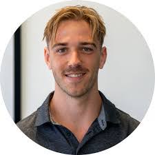 Sebastian Watson's Instagram, Twitter & Facebook