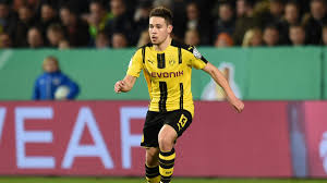 Cette page montre la vue détaillée de l'effectif actuel. Vorlaufiger Wm Kader Portugal Mit Raphael Guerreiro Und Ohne Renato Sanches Eurosport