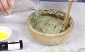 Cette Recette Maison De Masque Capillaire A Base De Poudres Permet De Fortifier Et Reparer Les Cheveux Abimes Masques Capillaires Capillaire Anti Chute Cheveux