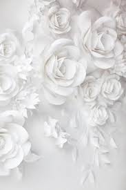 White Wedding Paper Flowers Paper Flowers Paper Flowers Wall Decor Paper Flowers Wall In 2020 Paper Flower Wall Paper Flower Wall Decor Flower Wall Decor