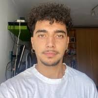 Daniel Deniz's Instagram, Twitter & Facebook