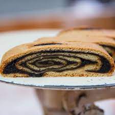 Prune Lekvar Filled Kolachi Roll In 2021 Sweet Tarts Nut Rolls Bread Serving