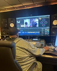 Turhan Earl VanDyke Terrell (@turhanearlvandykejr) • Instagram photos and  videos